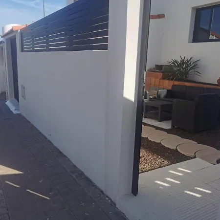 Casa La Buena Ola * Playa Del Hombre